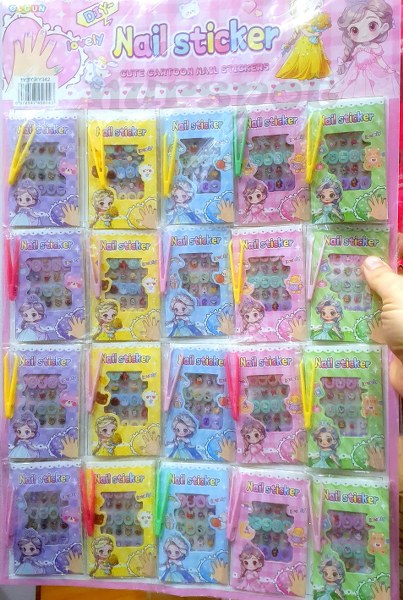 TIRNAK STICKER KARTELA *20