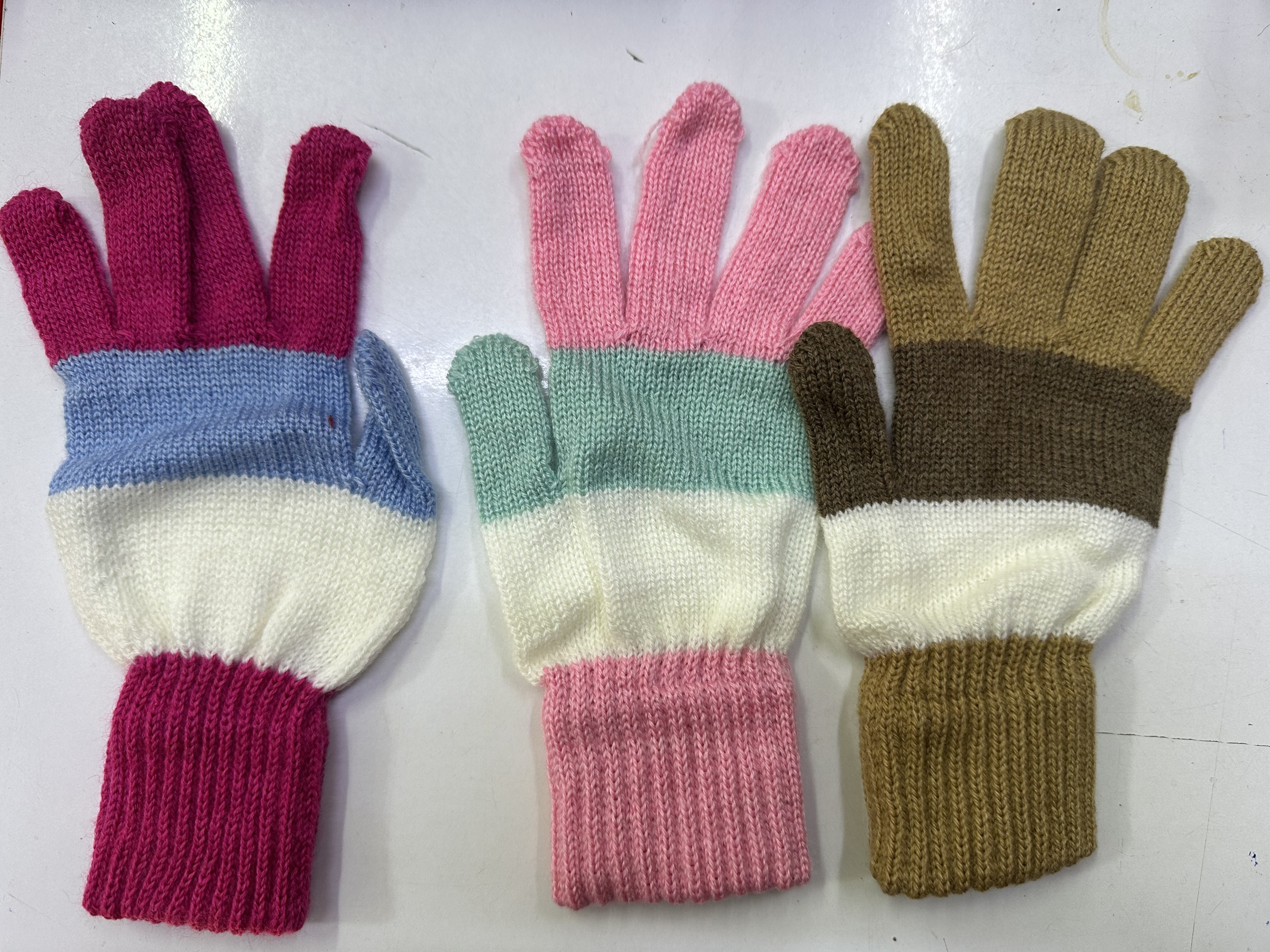 UŞAK ORJİNAL BAYAN ELDİVEN *12